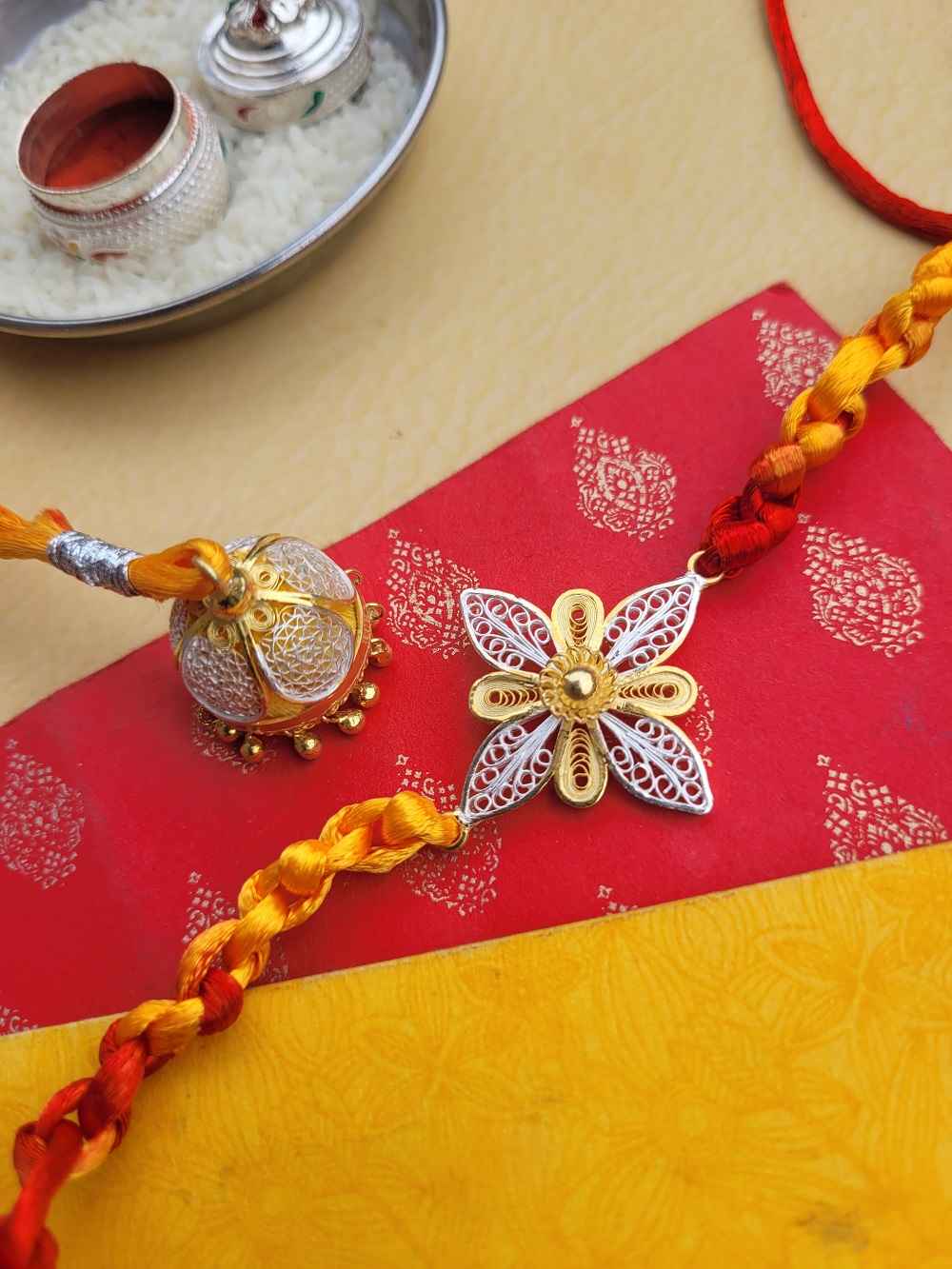 Silver Rakhi Lumba set