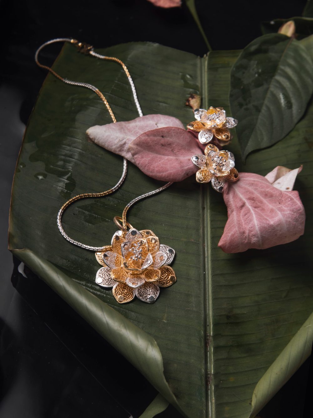 Silver Pendants handmade with Filigree