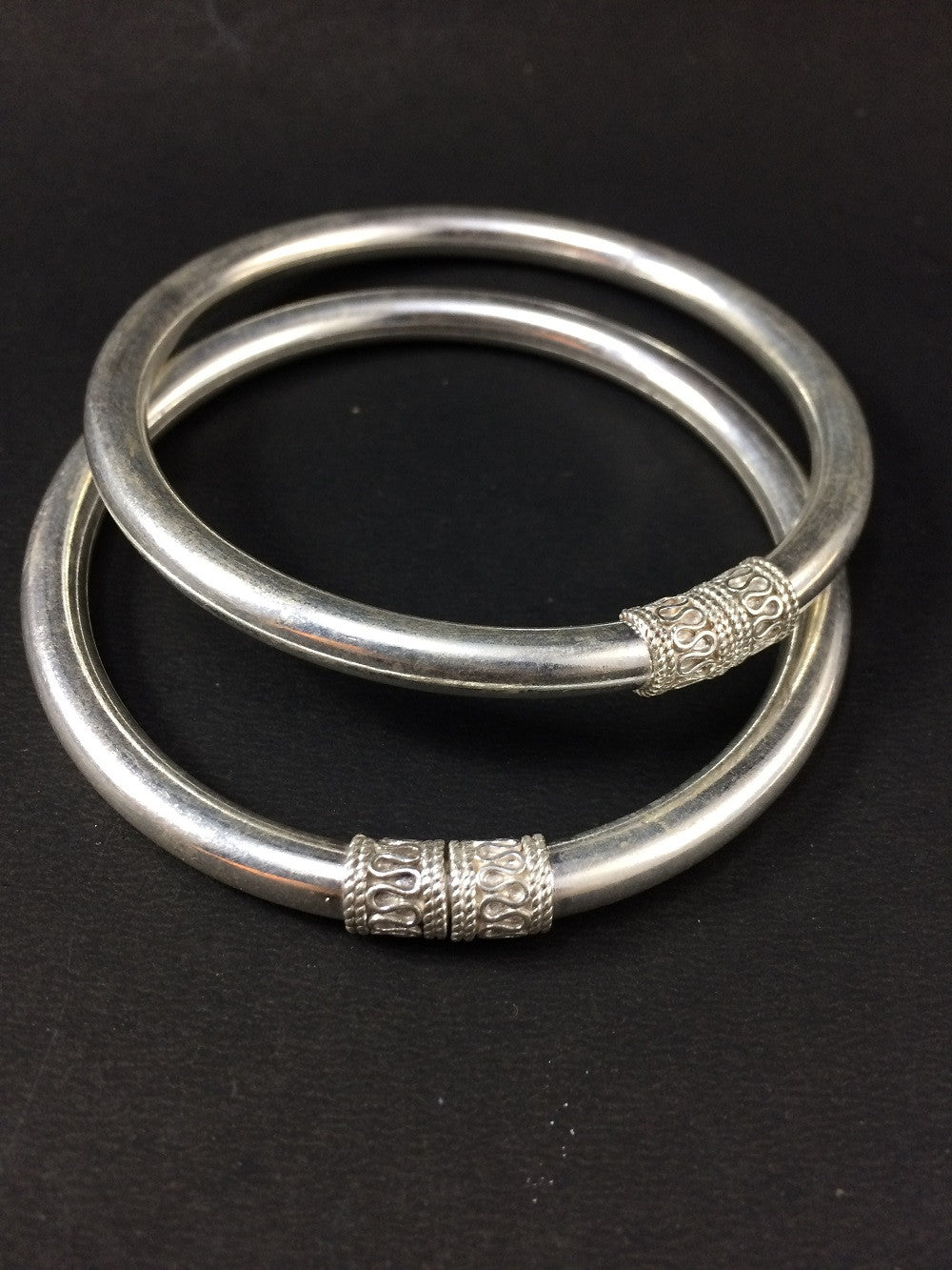 Silver bangles for girl with price shop