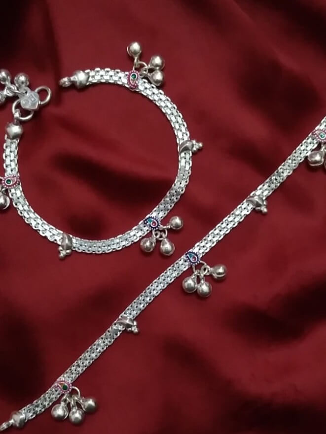 Chandi Payal Ghungroo yrs)