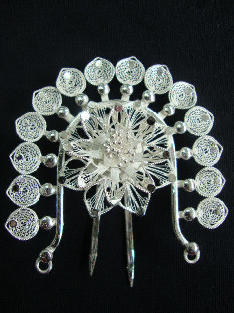 Silver hair accessories