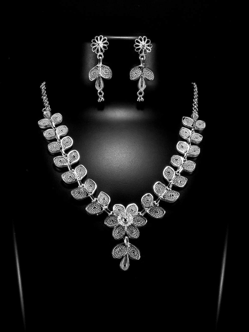 Necklaces Online