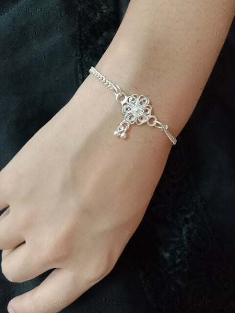 Silver Chandi Bracelet For Girls Chandi Bracelet Designs Silver
