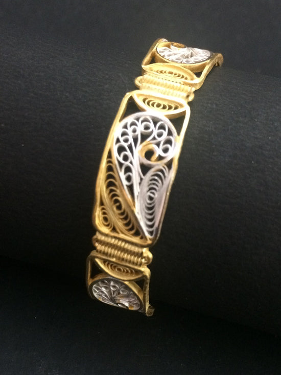 Silver Bracelet online for ladies