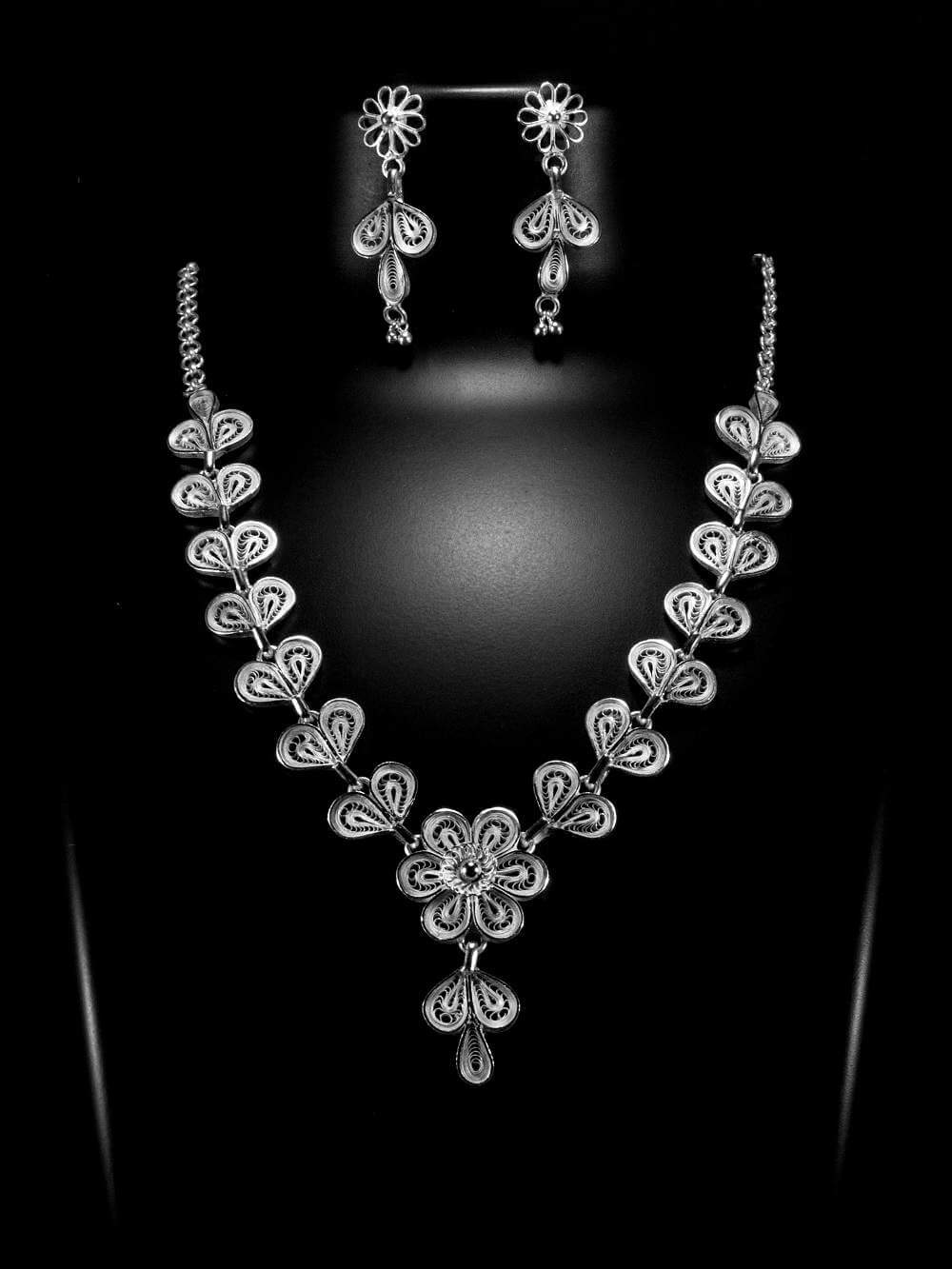 Silver Necklace set