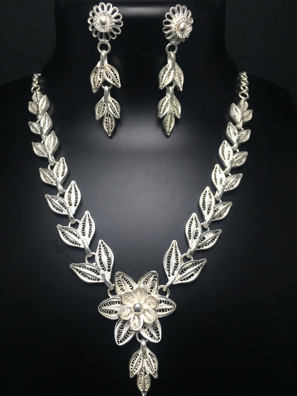 Silver Filigree Necklace sets