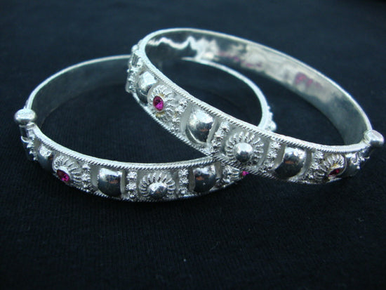 Load image into Gallery viewer, Silver Bangles
