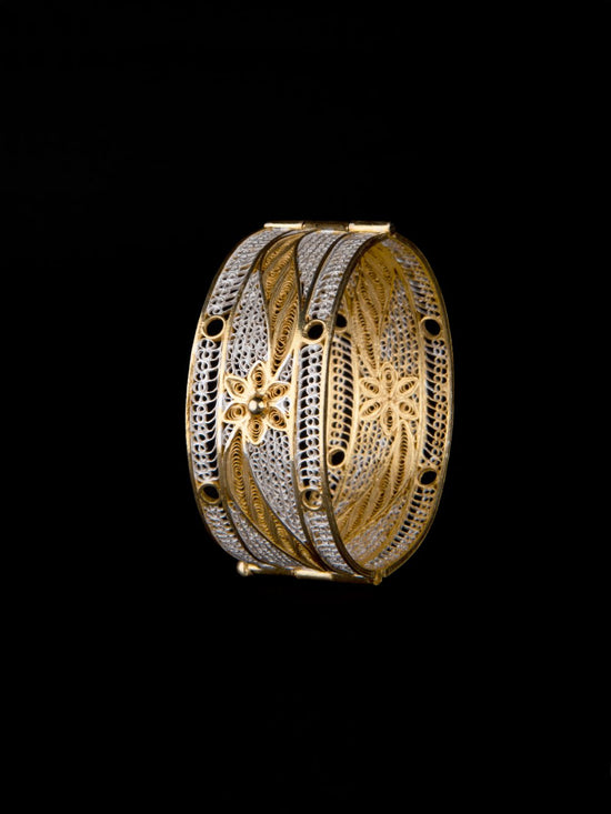 Load image into Gallery viewer, Beautiful bangles
