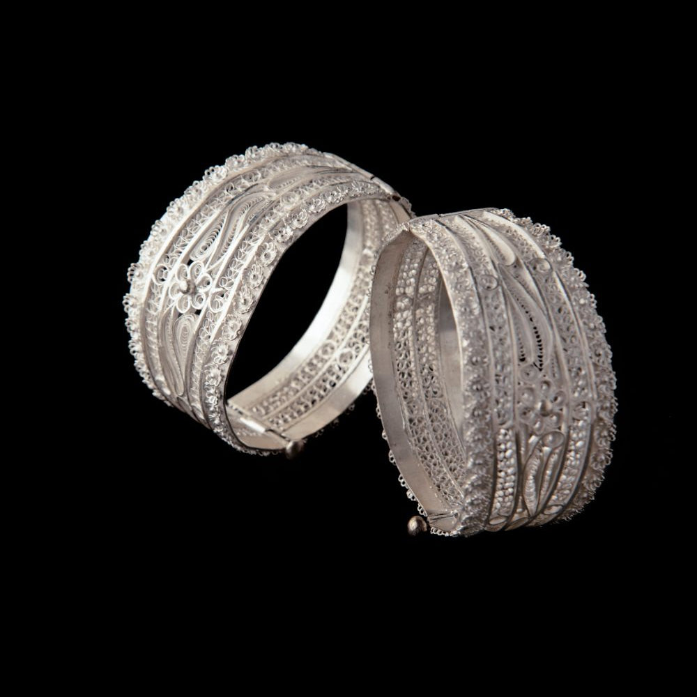 
                      
                        Silver Bangles handmade with Filigree
                      
                    