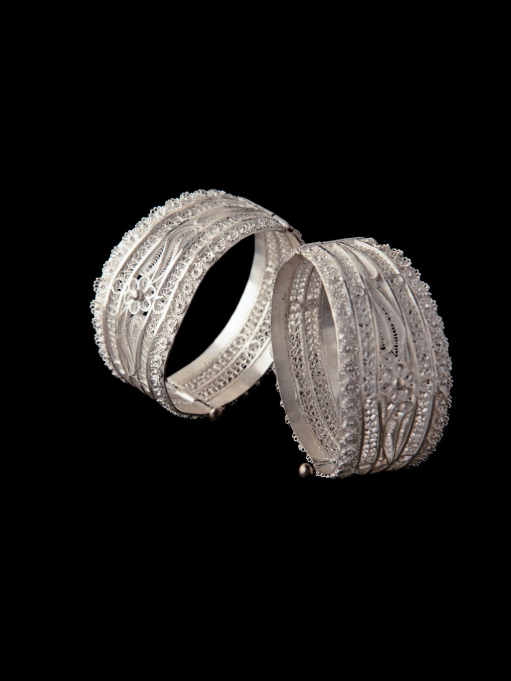 Silver Bangles handmade with Filigree