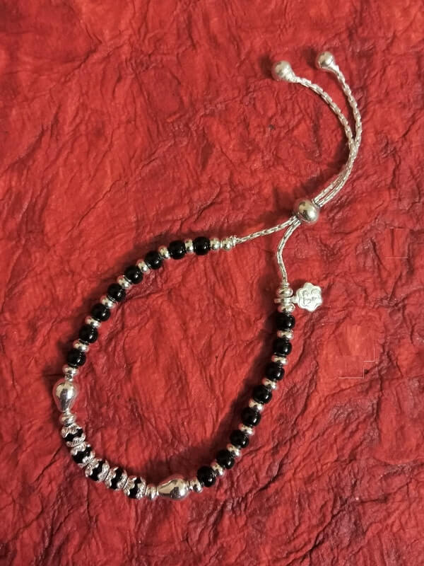 TRP Nazar kada Bangles Nazariya for New born baby jewellery with Black Beads  at Rs 149/set | Baby Gift Set in Sasaram | ID: 27599880148