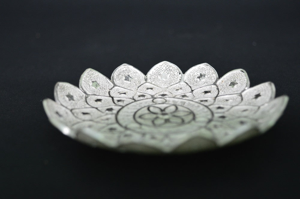 
                      
                        Silver Filigree Plate
                      
                    