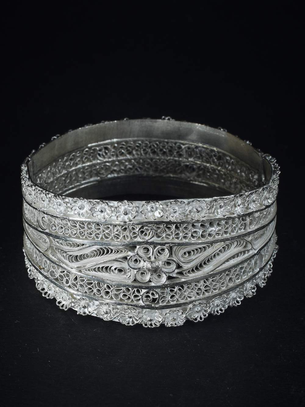 Silver hot sale filigree bangles