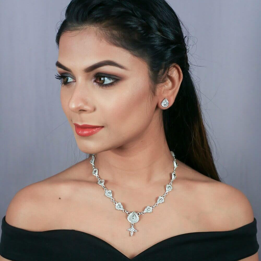 Filigree Necklaces Online by Silver Linings India     