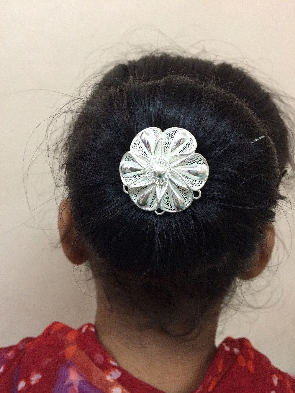 Silver hair accessories