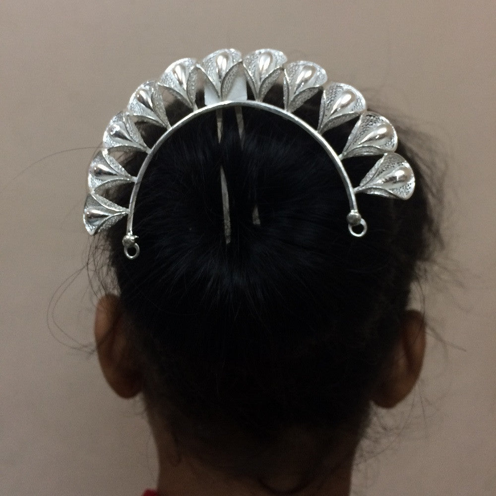 Silver hair accessories