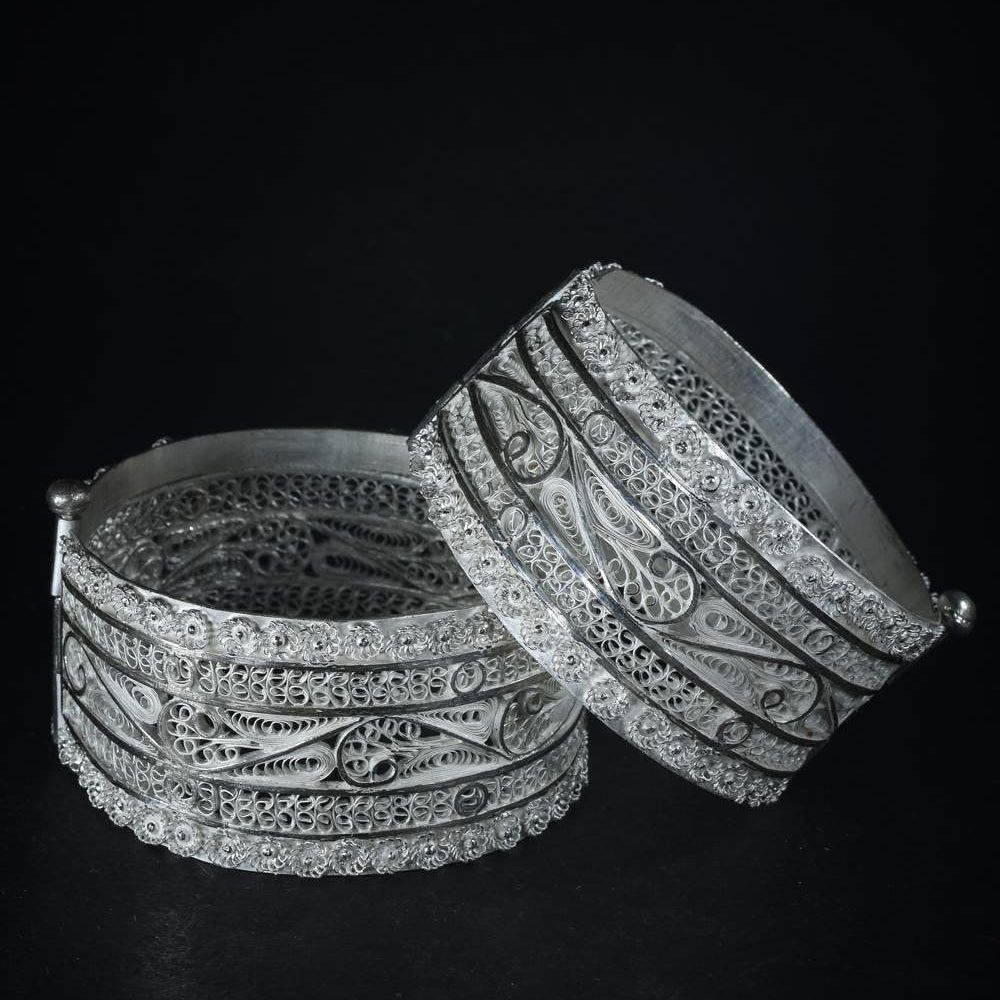 Indian Bangles Online     