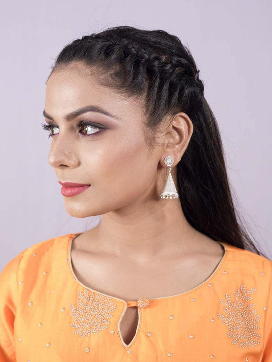 Samantha Prabhu in Nur Earrings | Simple kurti designs, Silk kurti designs,  Stylish kurtis design