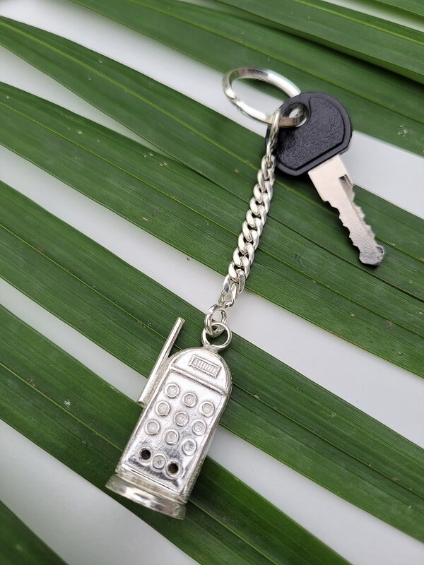 Load image into Gallery viewer, Silver Key ring
