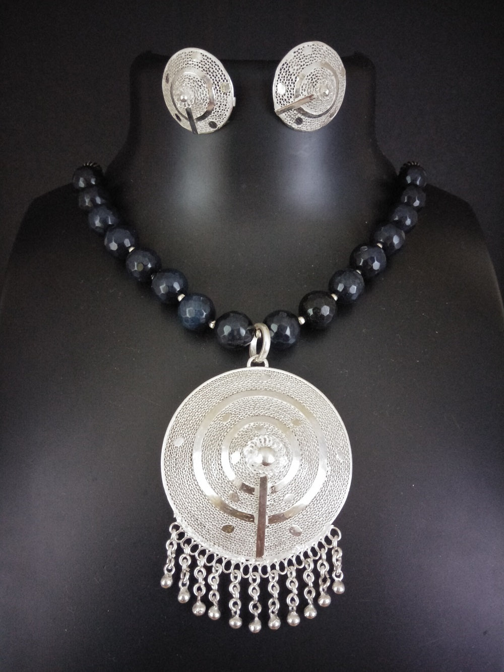 Latest design necklaces        