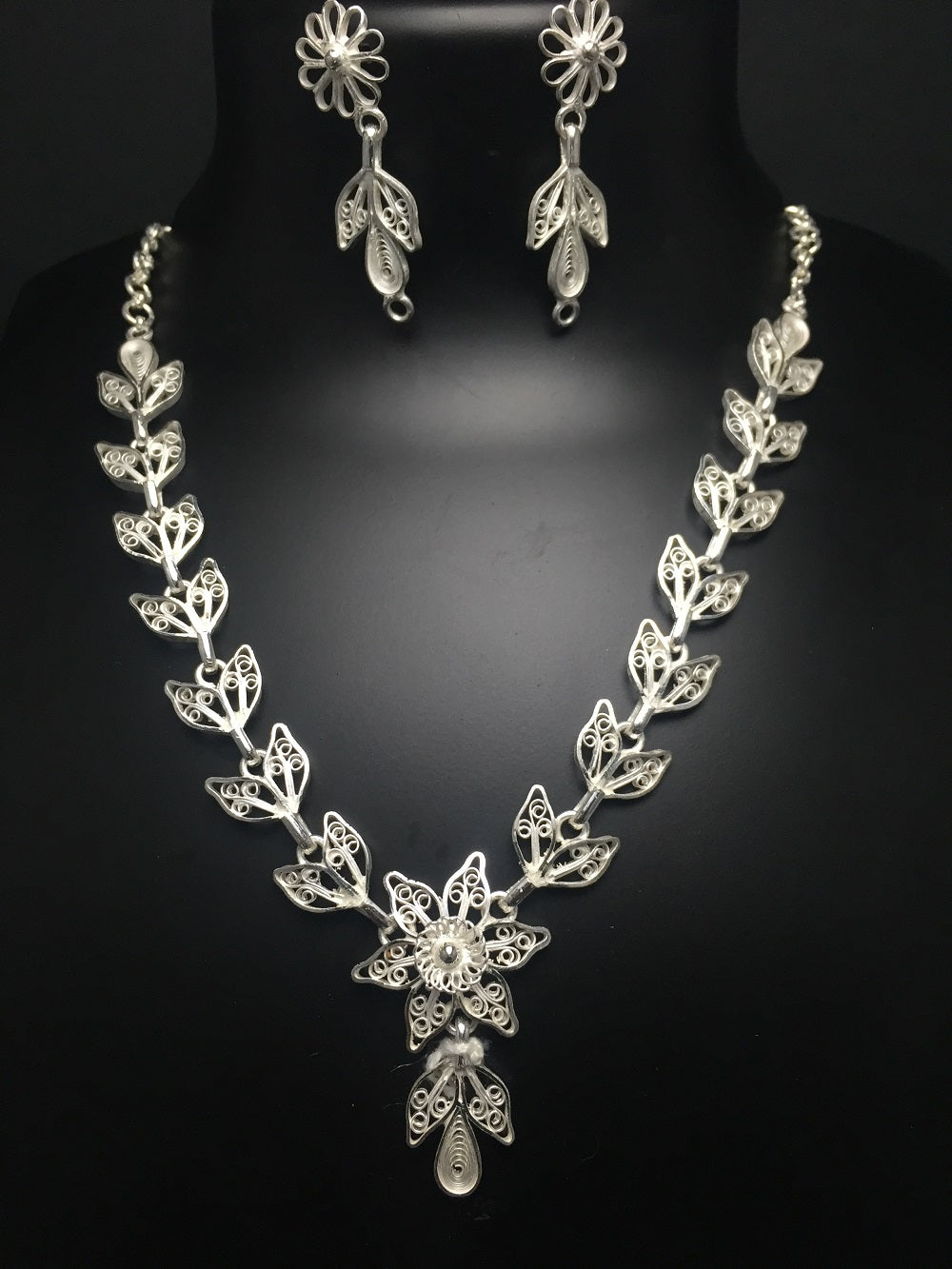 Silver Necklace sets