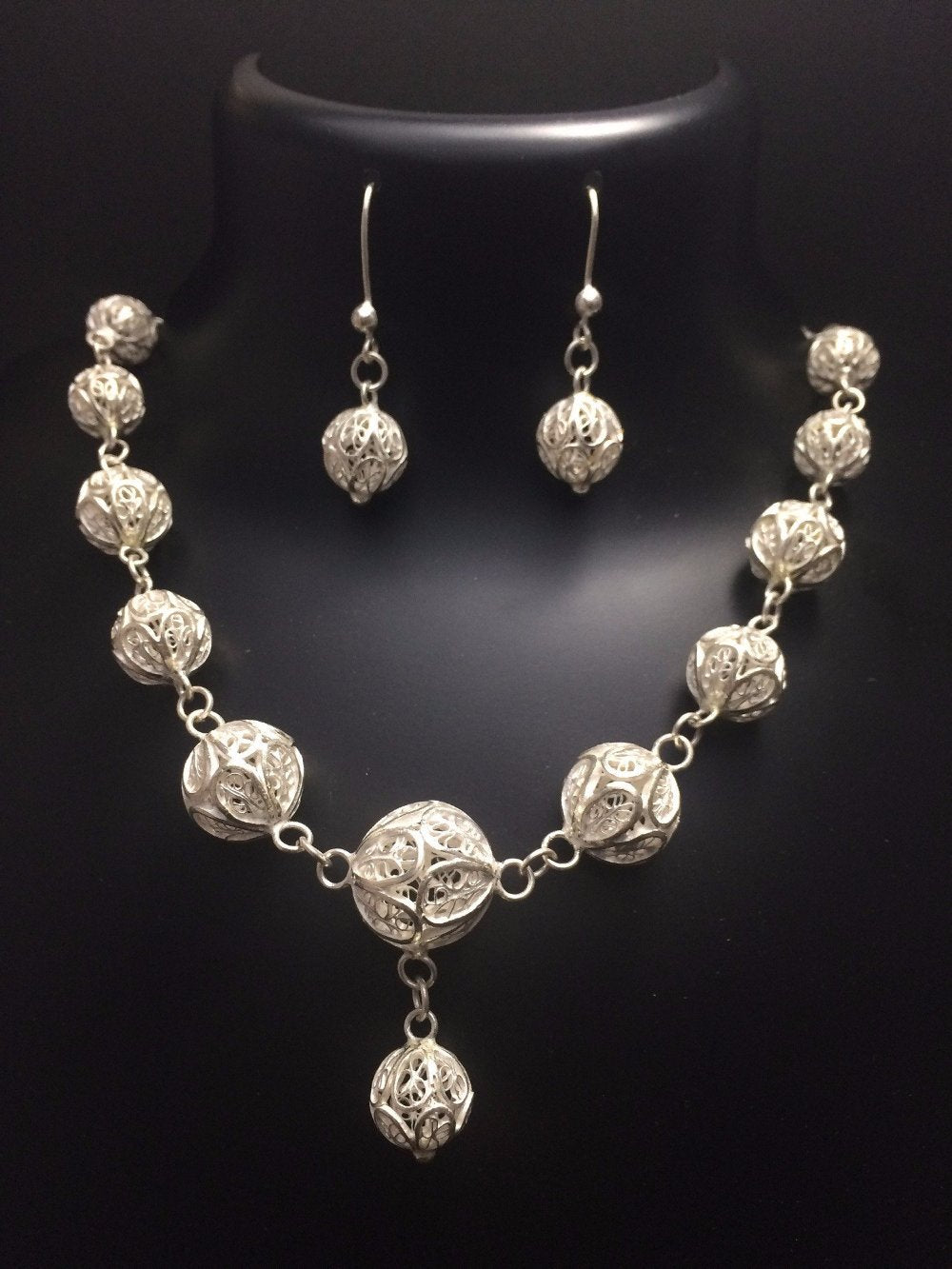 Silver Necklace set