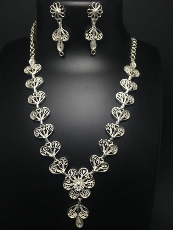 Silver Necklace Sets  