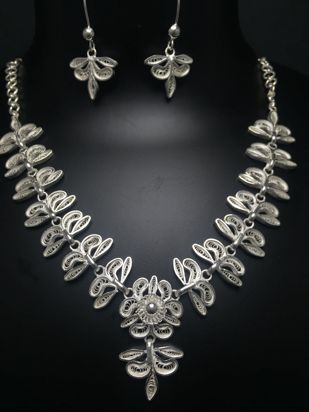 Silver Necklace Sets  