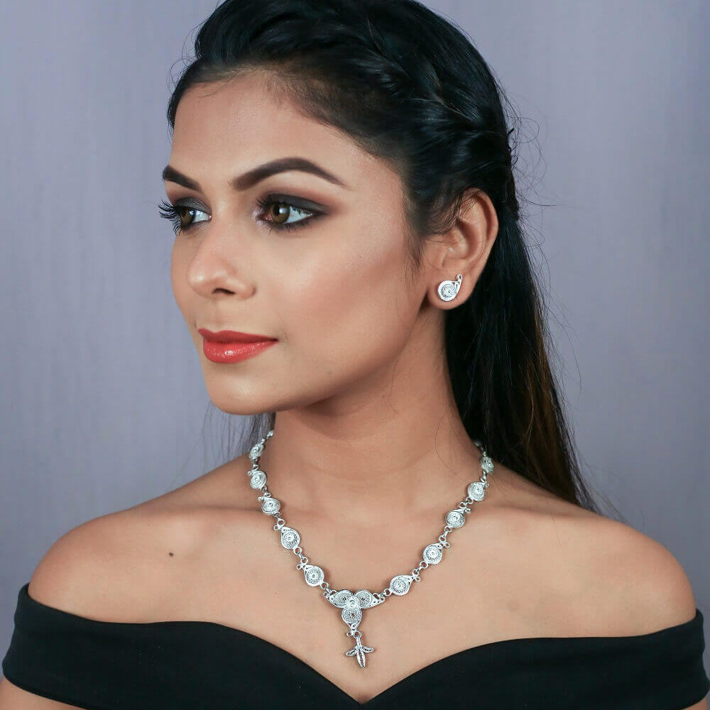 Necklace Sets Online     