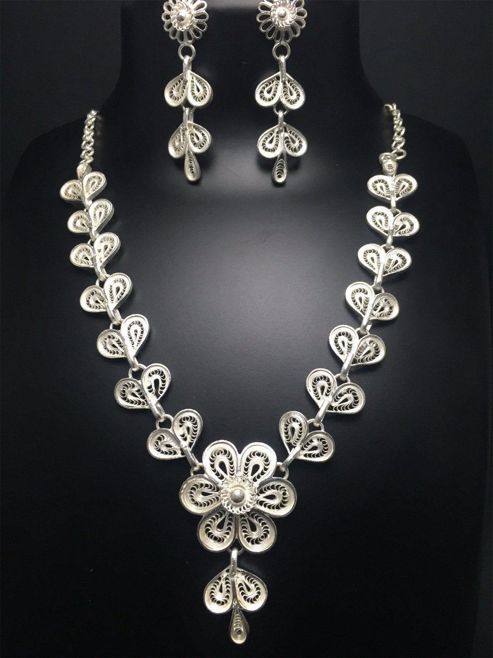 Silver Necklace sets