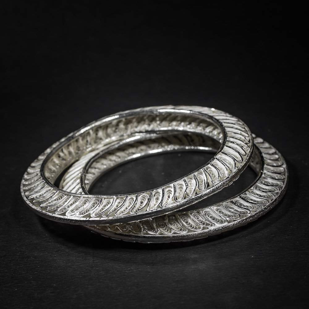 
                      
                        issi Costume Jewelry      
                      
                    