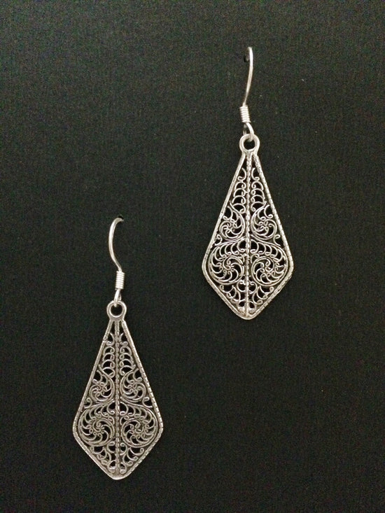 Load image into Gallery viewer, Oxidised Silver Earrings       
