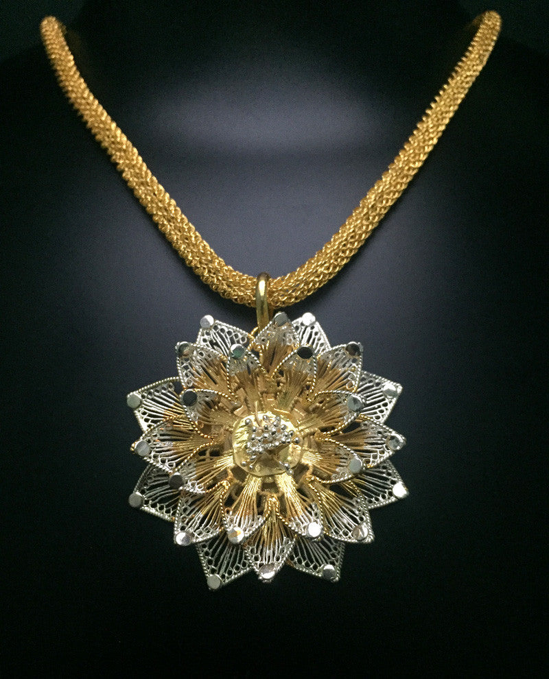Load image into Gallery viewer, Silver Filigree Gold Plated Pendant Set 
