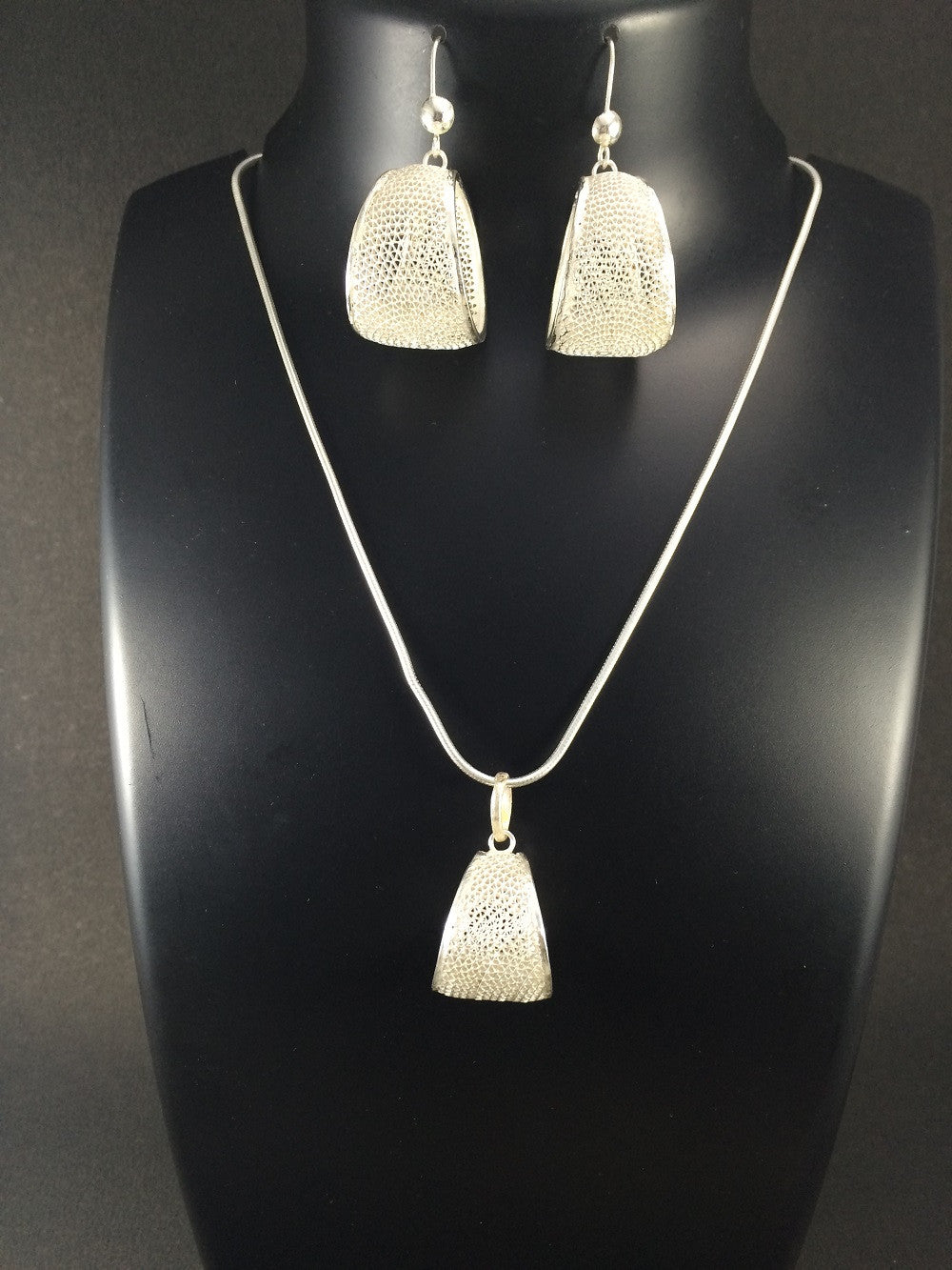 Silver Pendant set