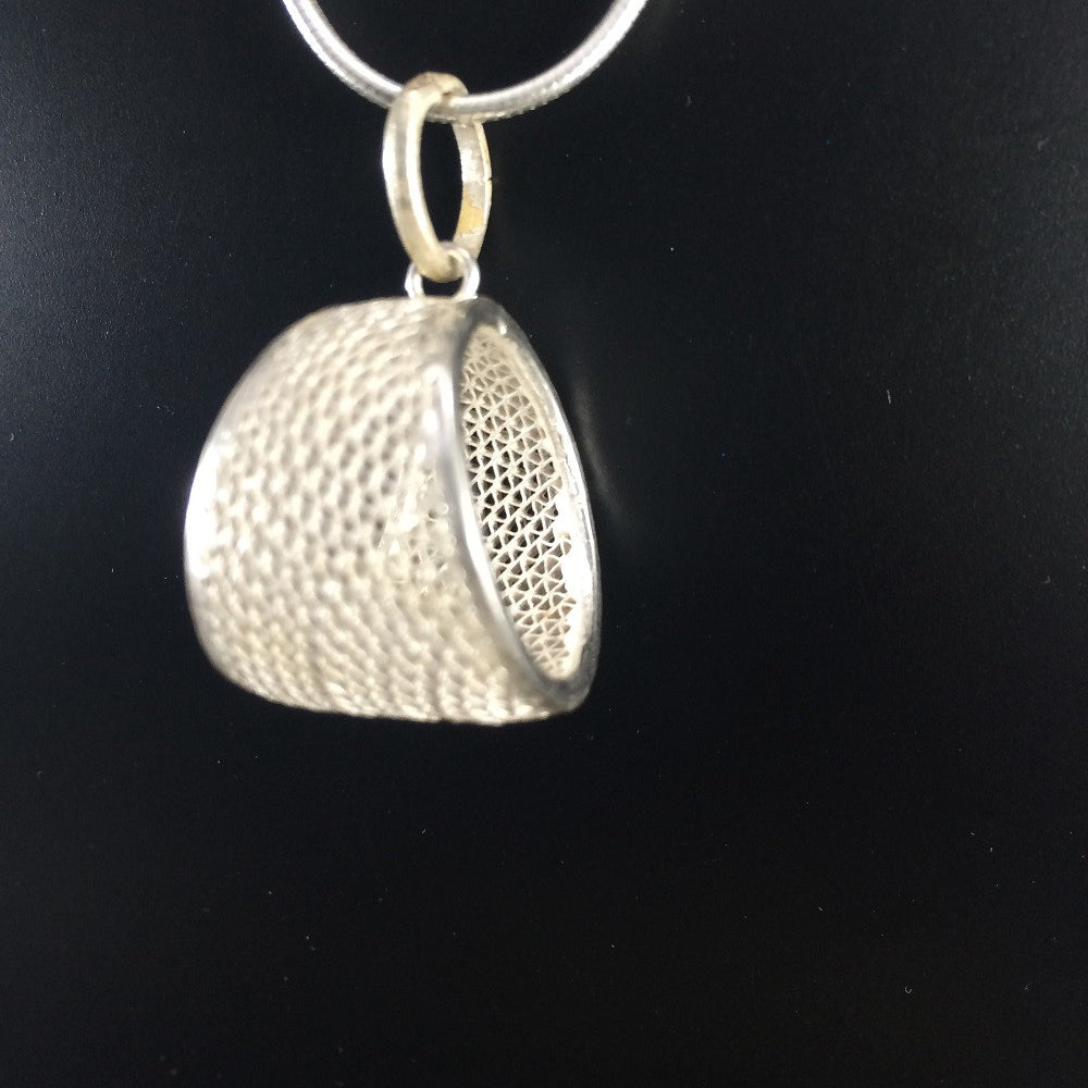 
                      
                        Silver Pendant set
                      
                    