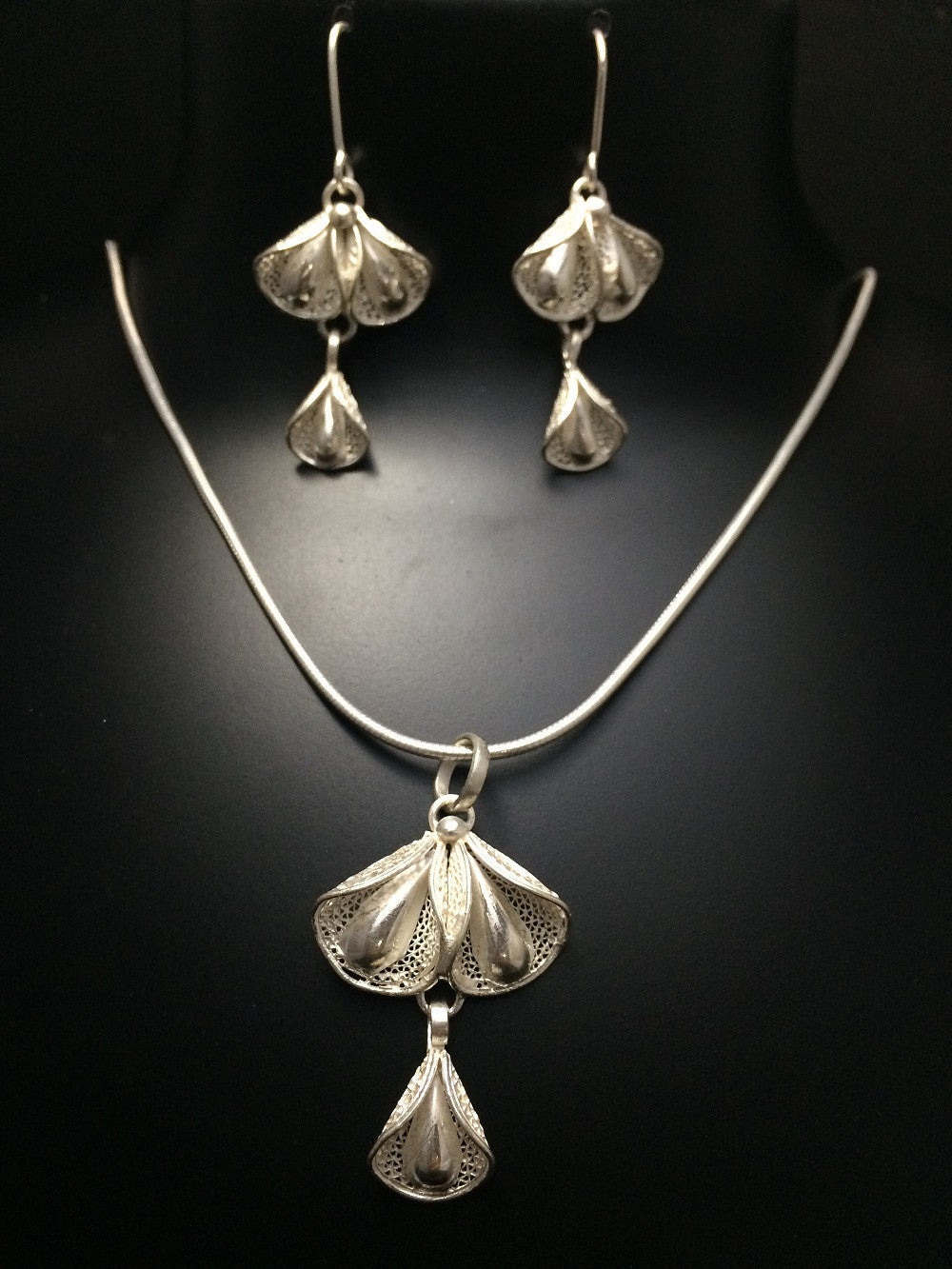 Silver Pendant set