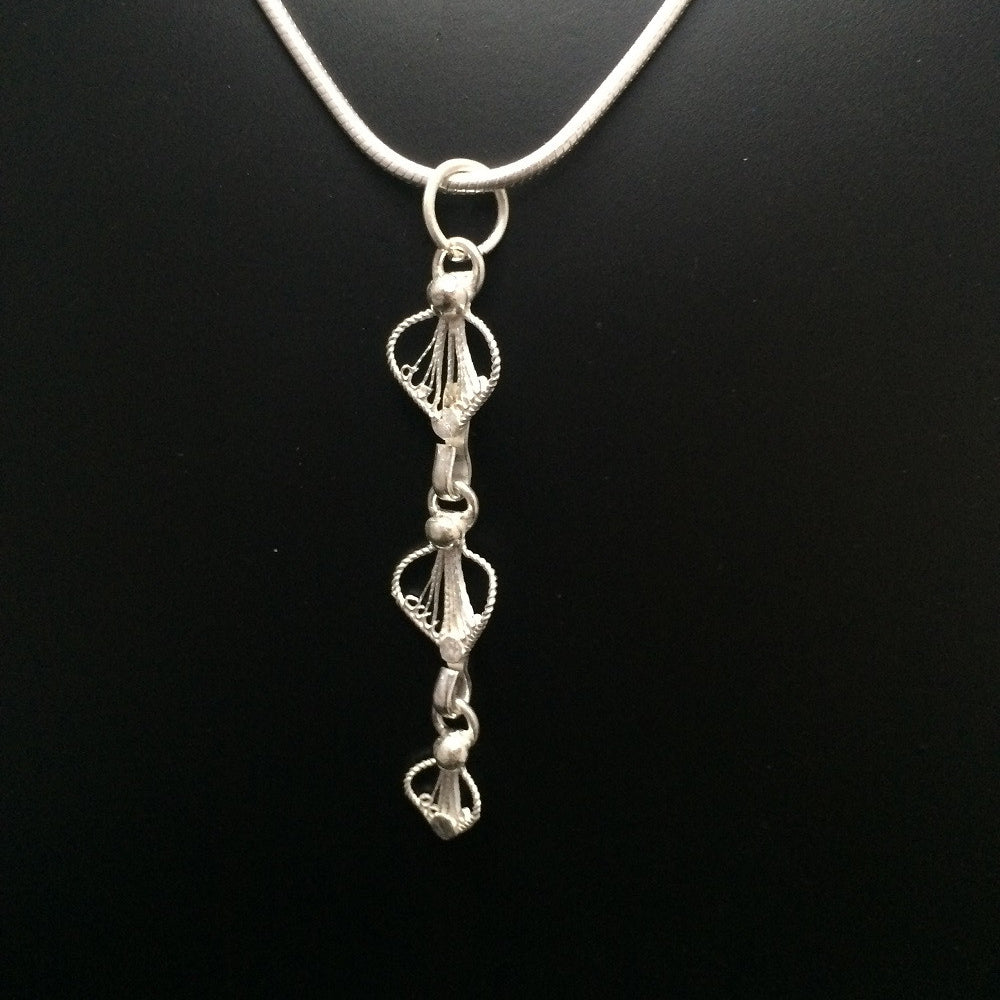 
                      
                        Silver Pendant set
                      
                    