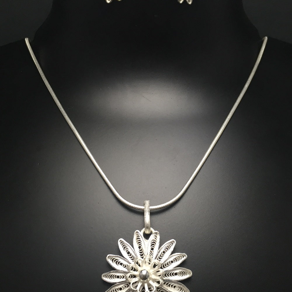 
                      
                        Silver Pendant sets
                      
                    
