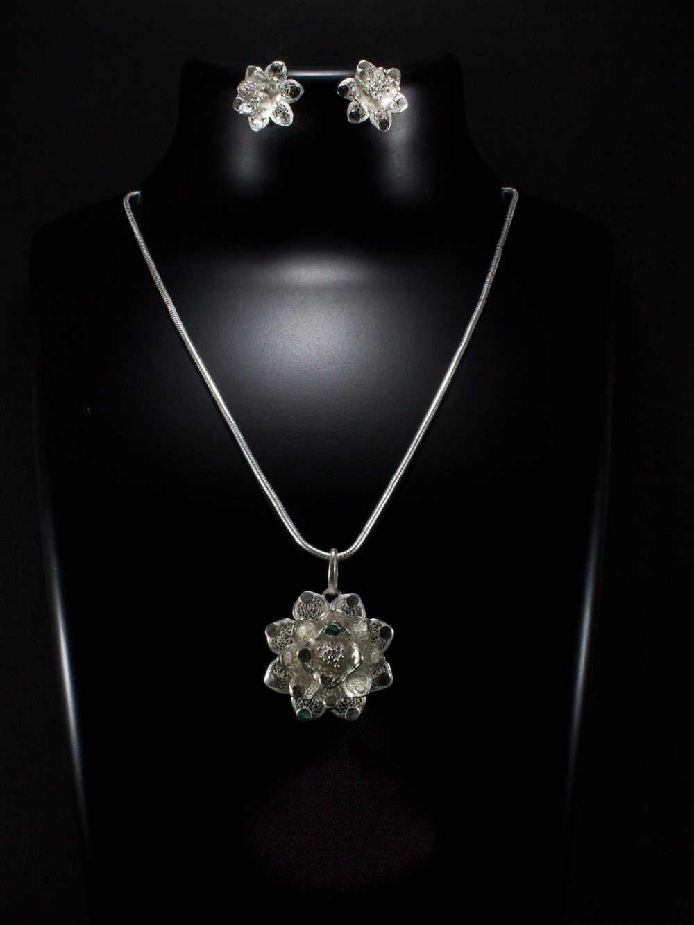 Silver Lotus Pendant