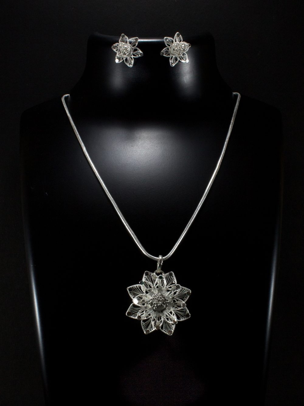 Intricate pendant