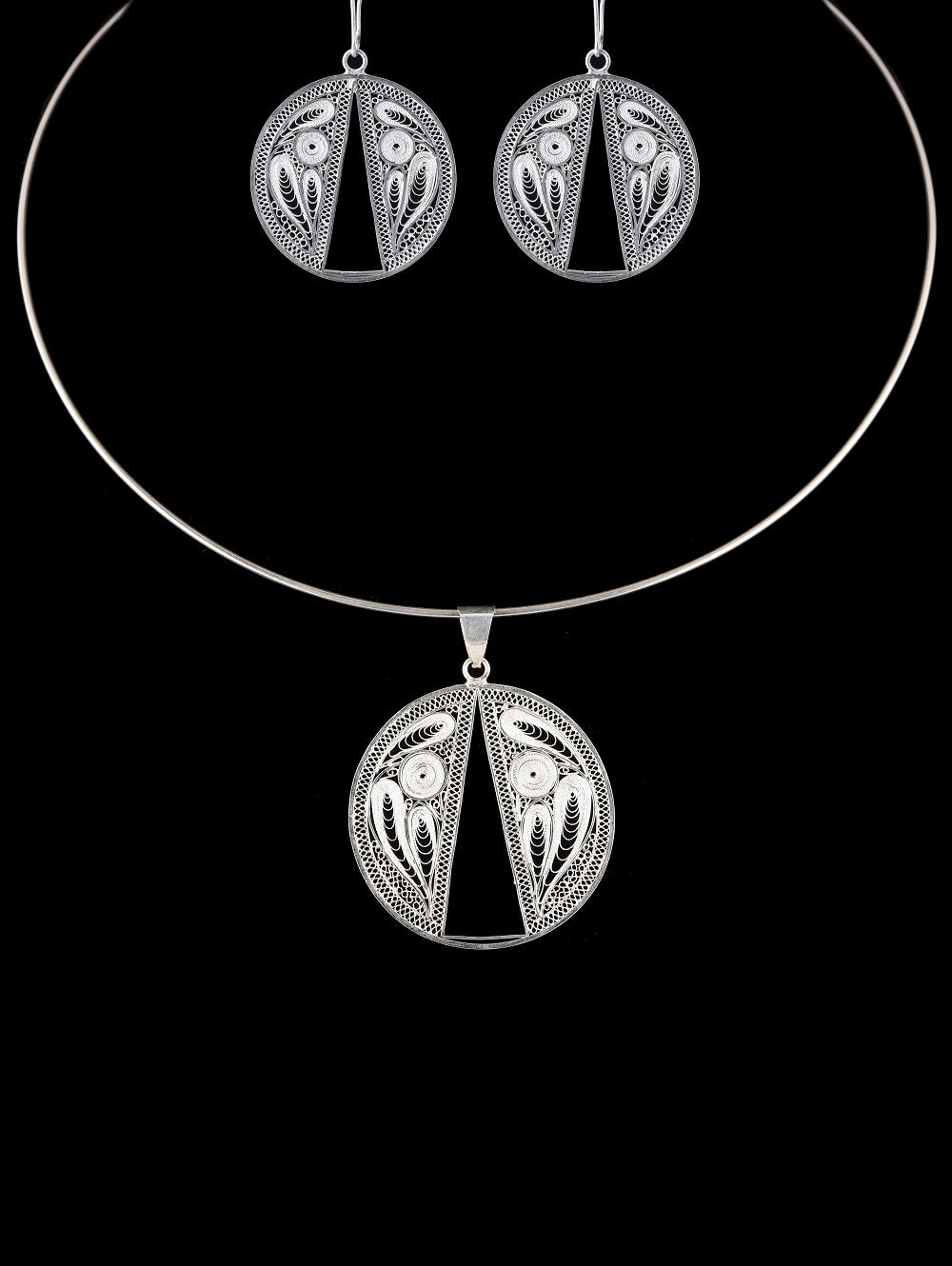 Popat Earrings and Pendant Set