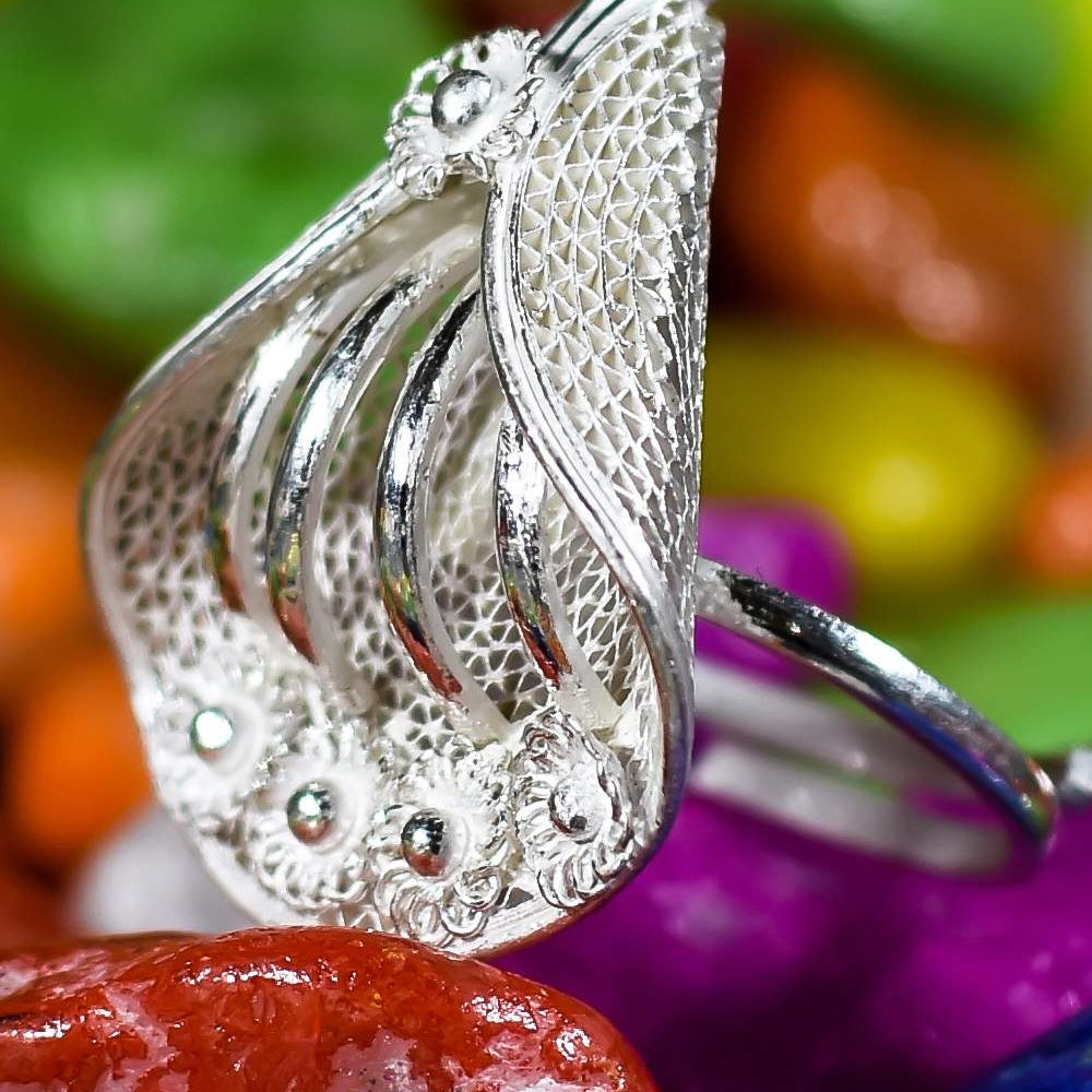 
                      
                        Silver Rings
                      
                    