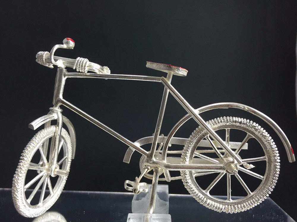 
                      
                        Silver Filigree Bicycle
                      
                    