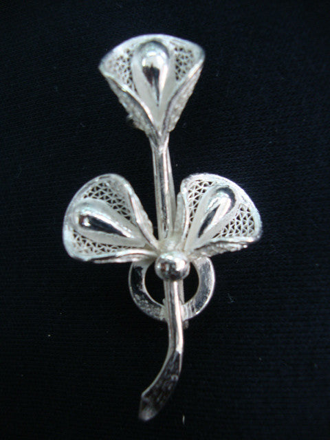 
                      
                        Silver Saree Pin
                      
                    
