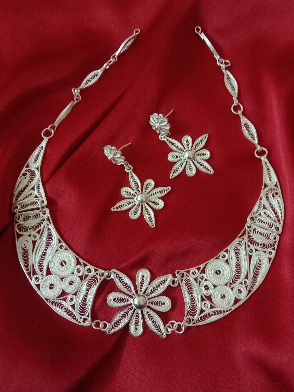 Choker necklace latest designs