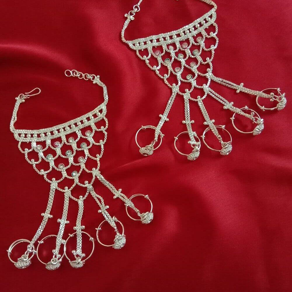 
                      
                        Haath Phool Bridal
                      
                    