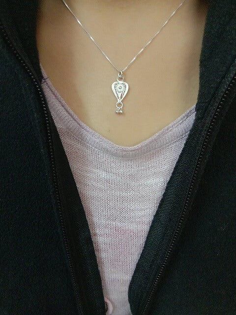 Load image into Gallery viewer, Silver Heart Pendant
