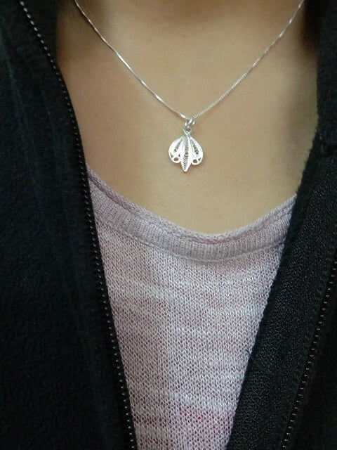 
                      
                        Silver Pendant Designer
                      
                    