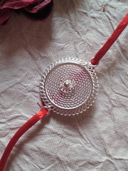 Silver Rakhi for bhai RAK105_3