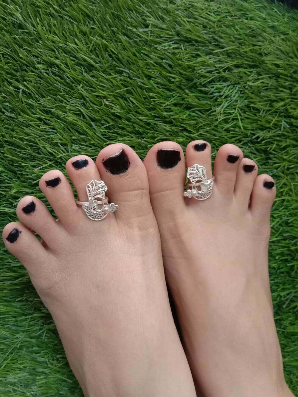 Peacock Toe Rings